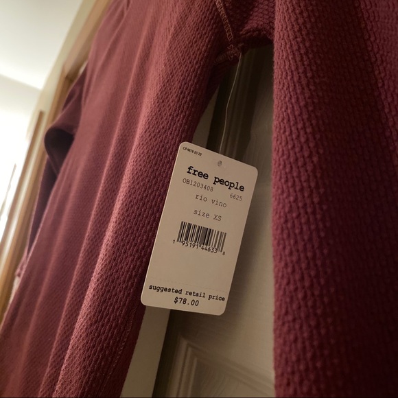 NWT Free People In The Mix Cuff Top - Picture 9 of 10